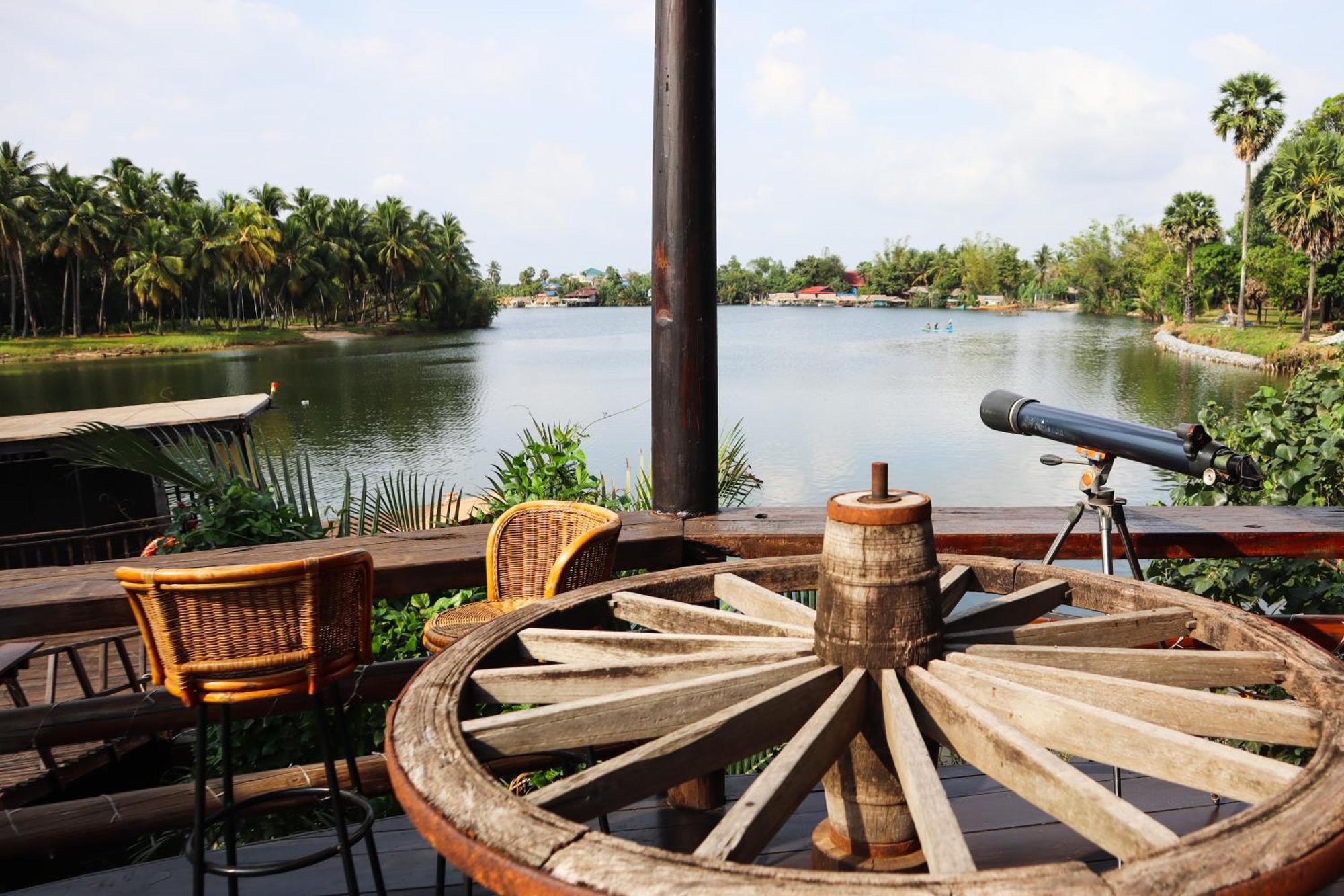 Devi Kampot Resort At Phum Kampot Zimmer foto